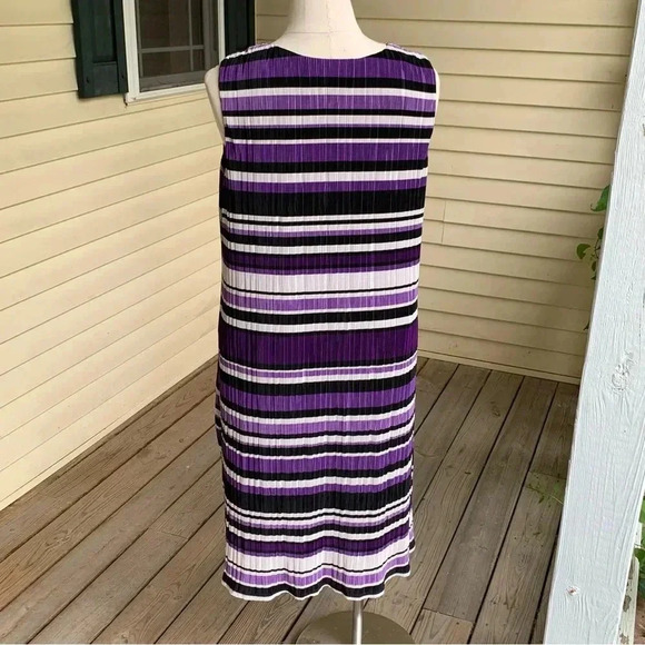 Catherines Plus Size 2X Midi Dress Crinkle Pleat White, Black & Purple Stripes - Picture 2 of 6